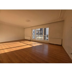 DİLEK CAMİİ YAKININDA ASANSÖRLÜ E.BANYO 3+1 GENİŞ DAİRE