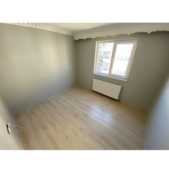 ÇAMBAŞI CADDESİ PARALELİNDE TERAS BALKONLU 5+1 DUBLEKS DAİRE