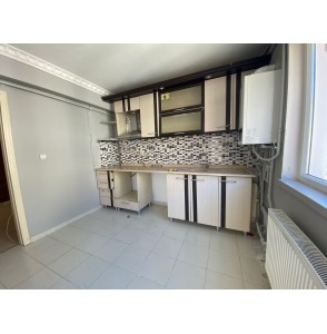 ÇAMBAŞI CADDESİ PARALELİNDE TERAS BALKONLU 5+1 DUBLEKS DAİRE