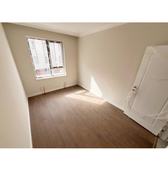 OVACIK'TA SIFIR DAİRE E.BANYOLU GİRİNME ODALI 4+1 LÜKS KİRALIK