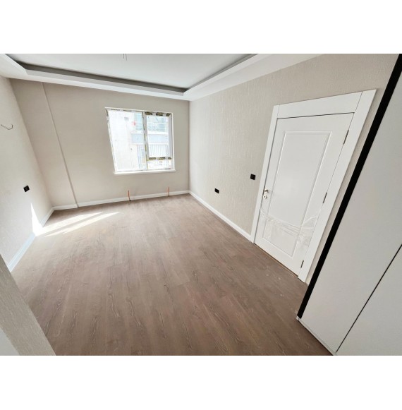 OVACIK'TA SIFIR DAİRE E.BANYOLU GİRİNME ODALI 4+1 LÜKS KİRALIK