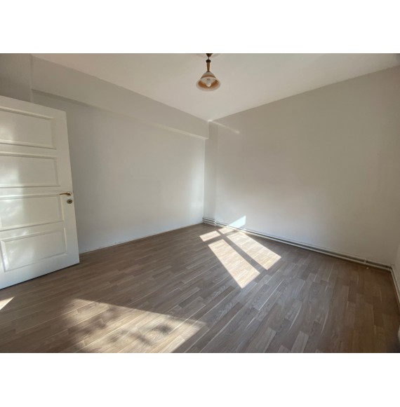 GÖKÇEK PARKI YAKINI CEPHELERİ AÇIK MASRAFSIZ 3+1 KİRALIK DAİRE