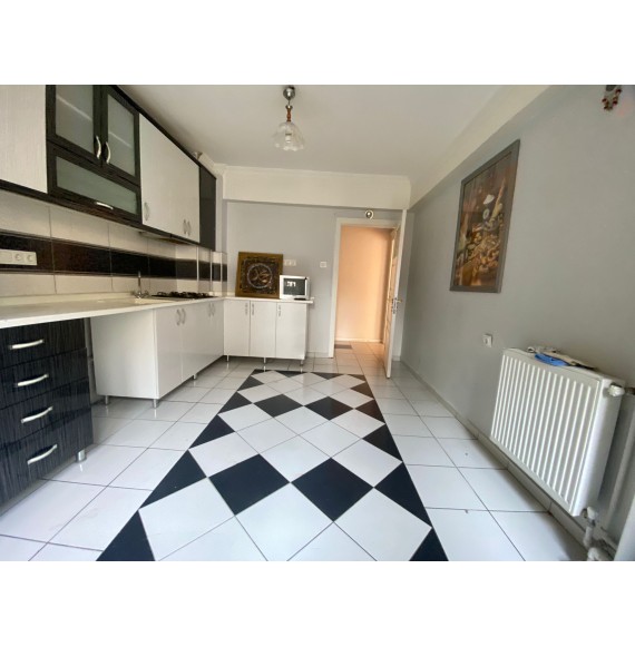 GÖKÇEK PARKI YAKINI CEPHELERİ AÇIK MASRAFSIZ 3+1 KİRALIK DAİRE