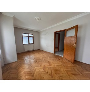 UFUKTEPE CADDESİ PARALELİ AÇIK CEPHELİ MASRAFSIZ 2+1