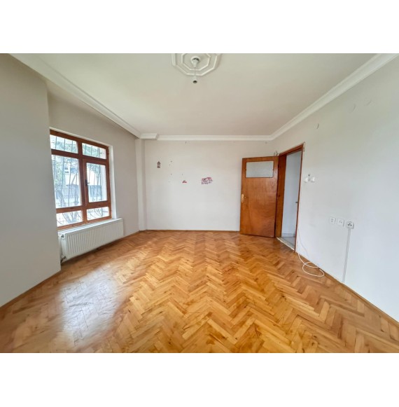 UFUKTEPE CADDESİ PARALELİ AÇIK CEPHELİ MASRAFSIZ 2+1