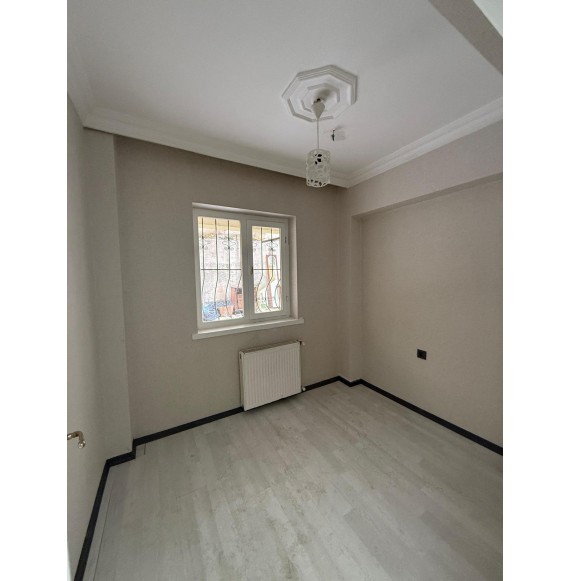 GÜNSAZAK CADDESİ ÜZERİNDE LÜKS YAPILI KENDİNE AİT BAHÇELİ MASRAFSIZ 3+1