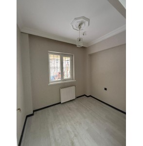 GÜNSAZAK CADDESİ ÜZERİNDE LÜKS YAPILI KENDİNE AİT BAHÇELİ MASRAFSIZ 3+1