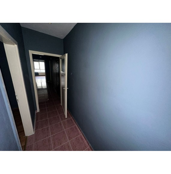 İNCİRLİ DE GENİŞ METRAJLI YAPILI MASRAFSIZ 4+1