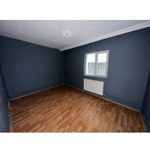 İNCİRLİ DE GENİŞ METRAJLI YAPILI MASRAFSIZ 4+1