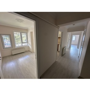 KUŞCAĞIZ MUHTARLIK YAKINI KAT KONUMUNDA 2+1 MASRAFSIZ DAİRE