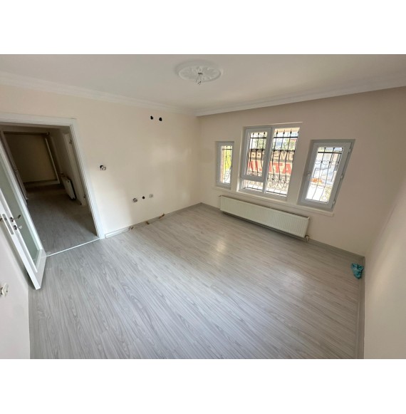 KUŞCAĞIZ MUHTARLIK YAKINI KAT KONUMUNDA 2+1 MASRAFSIZ DAİRE