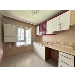 KUŞCAĞIZ MUHTARLIK YAKINI KAT KONUMUNDA 2+1 MASRAFSIZ DAİRE