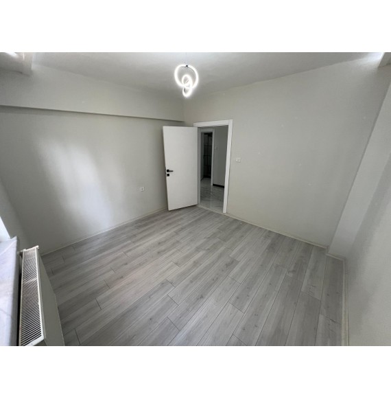 ETLİK NİŞANTAŞI APZARI YANI AMERİKAN MUTFAK MASRAFSIZ 2+1 DAİRE