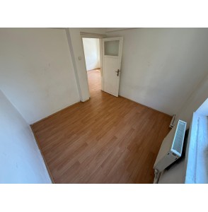 GÜNSAZAK CADDESİ PARALELİNDE KATTA MASRAFSIZ 3+1 FIRSAT DAİRESİ