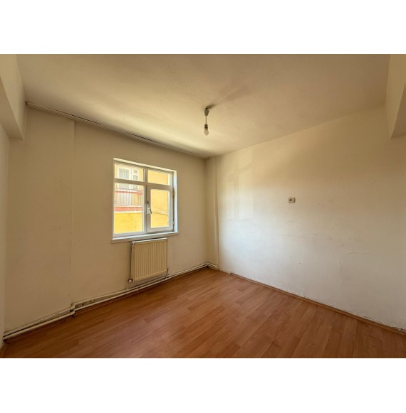 GÜNSAZAK CADDESİ PARALELİNDE KATTA MASRAFSIZ 3+1 FIRSAT DAİRESİ