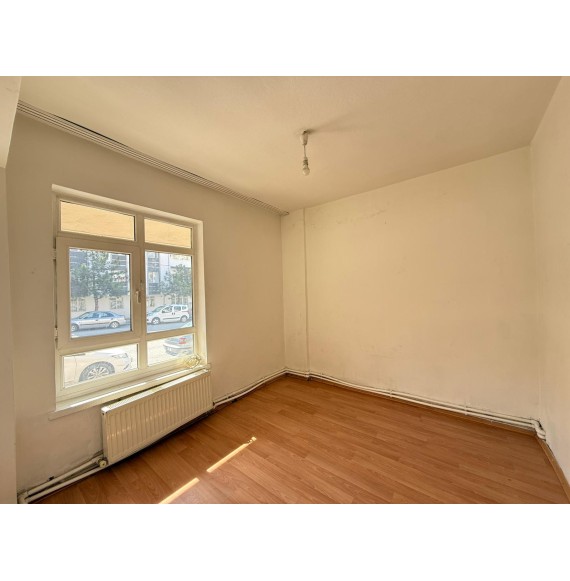 GÜNSAZAK CADDESİ PARALELİNDE KATTA MASRAFSIZ 3+1 FIRSAT DAİRESİ