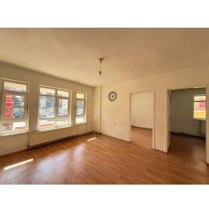 GÜNSAZAK CADDESİ PARALELİNDE KATTA MASRAFSIZ 3+1 FIRSAT DAİRESİ