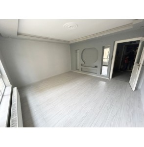 ATAPARK ANA CADDE ÜZERİNDE KAT KONUMUNDA ASANSÖRLÜ YAPILI 2+1