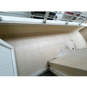 ATAPARK ANA CADDE ÜZERİNDE KAT KONUMUNDA ASANSÖRLÜ YAPILI 2+1