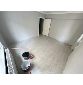 ATAPARK ANA CADDE ÜZERİNDE KAT KONUMUNDA ASANSÖRLÜ YAPILI 2+1