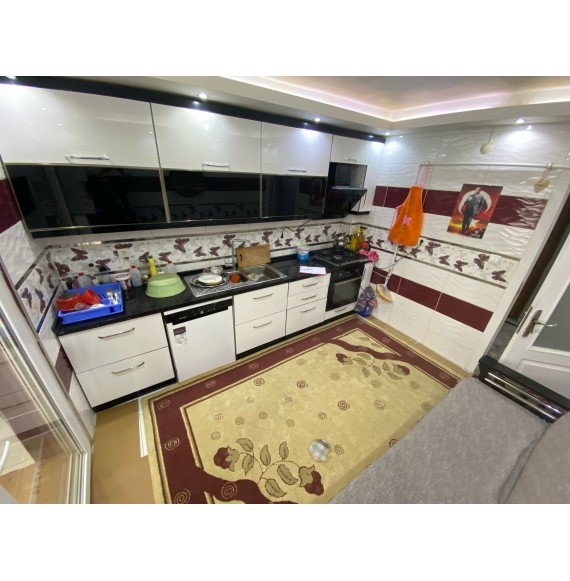 PORSUK CADDESİNE BİR BİNA MESAFEDE 3,5+1 FUL YAPILI 140m2 DAİRE