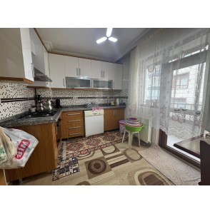 YEŞİLTEPE KIZILIRMAK CADDESİ ÜZERİ ARA KATTA 130m2 YAPILI 3+1