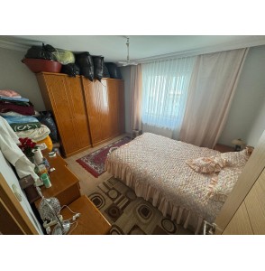 YEŞİLTEPE KIZILIRMAK CADDESİ ÜZERİ ARA KATTA 130m2 YAPILI 3+1