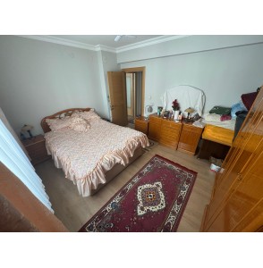 YEŞİLTEPE KIZILIRMAK CADDESİ ÜZERİ ARA KATTA 130m2 YAPILI 3+1