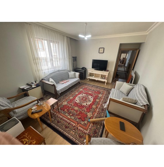 YEŞİLTEPE KIZILIRMAK CADDESİ ÜZERİ ARA KATTA 130m2 YAPILI 3+1