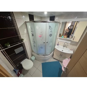 YEŞİLTEPE KIZILIRMAK CADDESİ ÜZERİ ARA KATTA 130m2 YAPILI 3+1