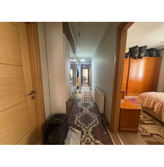 YEŞİLTEPE KIZILIRMAK CADDESİ ÜZERİ ARA KATTA 130m2 YAPILI 3+1