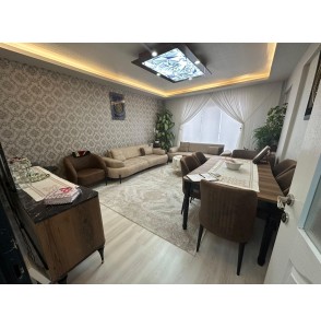 OVACIKDA YENİ BİNADA E.BANYOLU LÜKS YAPILI YÜKSEK KAT 3+1 DAİRE