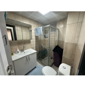 OVACIKDA YENİ BİNADA E.BANYOLU LÜKS YAPILI YÜKSEK KAT 3+1 DAİRE