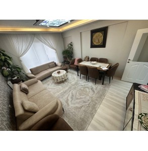 OVACIKDA YENİ BİNADA E.BANYOLU LÜKS YAPILI YÜKSEK KAT 3+1 DAİRE