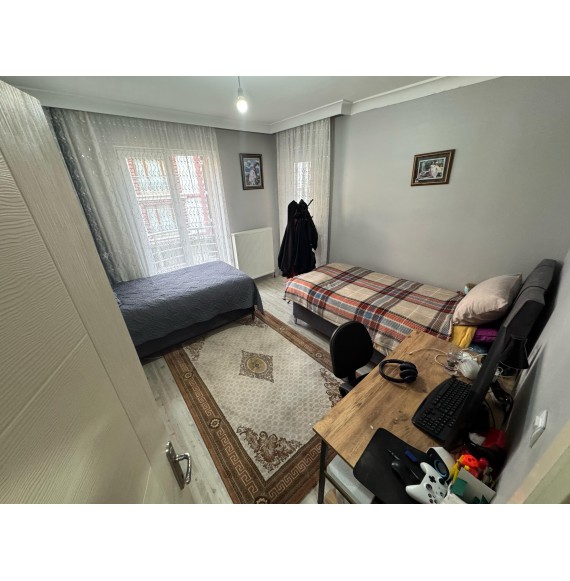 ESERTEPE ÇAMBAŞI CADDESİ YAKININDA 3+1 ÖNCEPHE FULL YAPILI DAİRE