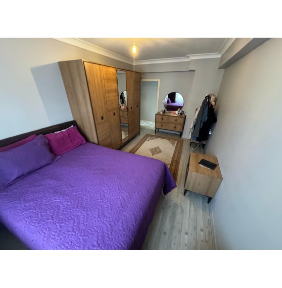 ESERTEPE ÇAMBAŞI CADDESİ YAKININDA 3+1 ÖNCEPHE FULL YAPILI DAİRE
