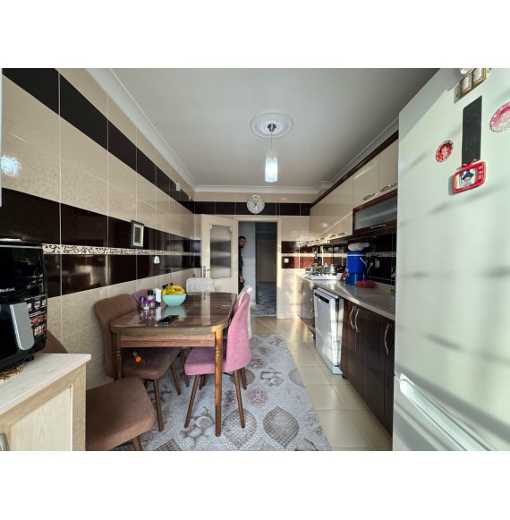 ESERTEPE ÇAMBAŞI CADDESİ YAKININDA 3+1 ÖNCEPHE FULL YAPILI DAİRE
