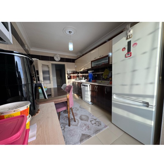 ESERTEPE ÇAMBAŞI CADDESİ YAKININDA 3+1 ÖNCEPHE FULL YAPILI DAİRE