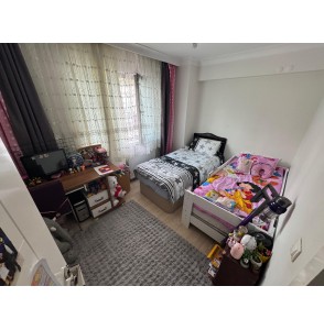 ÇAMBAŞI CADDESİ ÜZERİDE FULL YAPILI KAT KONUMUNDA 150 m2 3+1