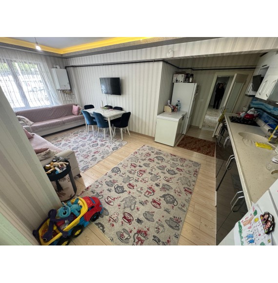 ÇAMBAŞI CADDESİ ÜZERİDE FULL YAPILI KAT KONUMUNDA 150 m2 3+1