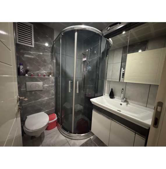 ÇAMBAŞI CADDESİ ÜZERİDE FULL YAPILI KAT KONUMUNDA 150 m2 3+1