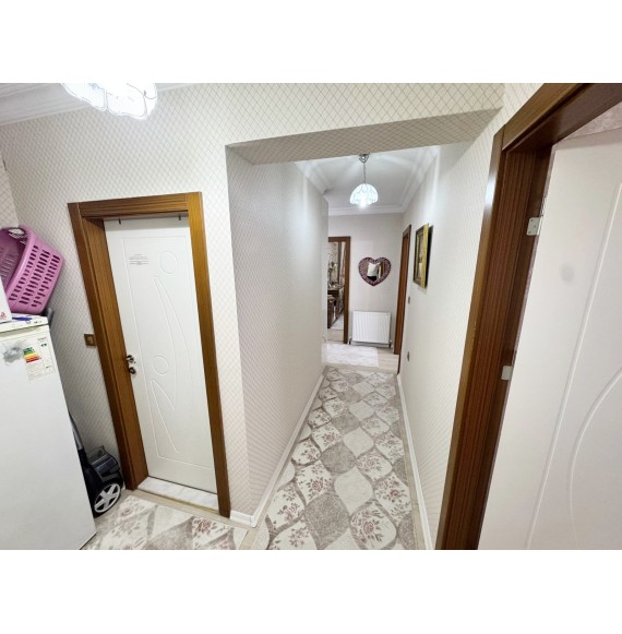340 CADDE PARALELİNDE ARA KATTA ÖNCEPHE FULL YAPILI GENİŞ 3+1