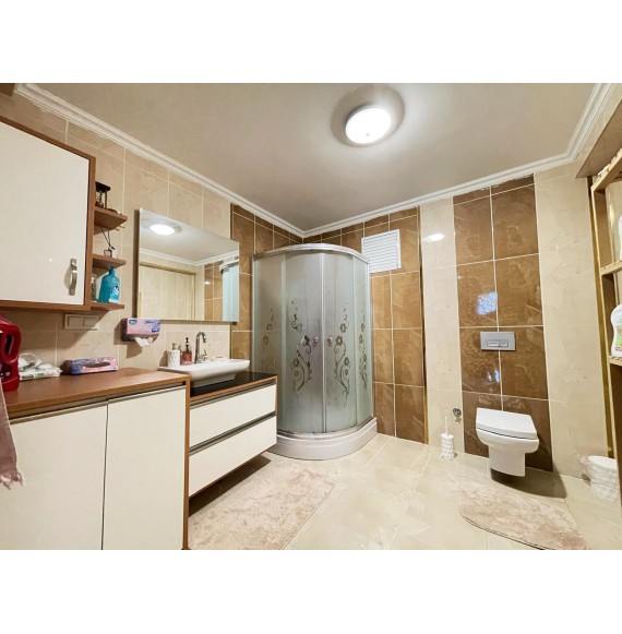 ETLİK VETERİNERLİK YAKININDA KAÇIRILMAZ FIRSAT 5+1 LÜKS SİTE