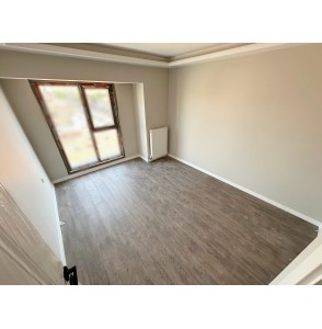 KIZLARPINARI CADDESİNDE LÜKS YAPILI G.ODALI SIFIR 3,5+1 SİTE