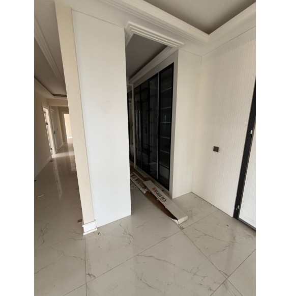 OVACIK BULVAR ÜZERİ EŞSİZ PROJEDE YÜKSEK KATTA MANZARALI LÜKS4+1
