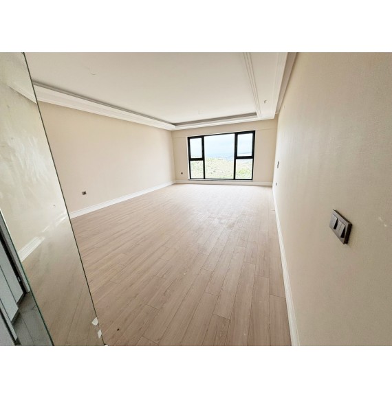 OVACIK BULVAR ÜZERİ EŞSİZ PROJEDE YÜKSEK KATTA MANZARALI LÜKS4+1