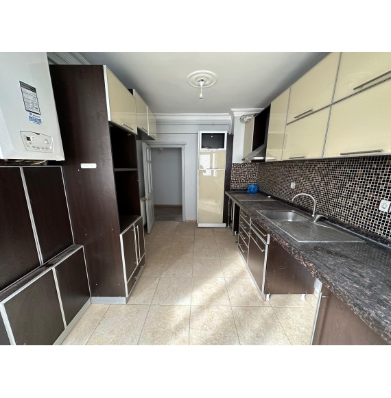 ANTARES YAKININDA KOMPLE YENİ YAPILI ÖN CEPHE 125 m2 3+1 DAİRE