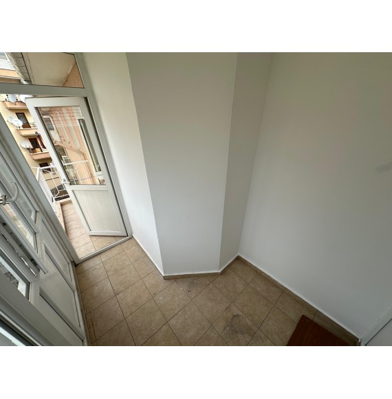 ANTARES YAKININDA KOMPLE YENİ YAPILI ÖN CEPHE 125 m2 3+1 DAİRE