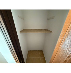 FIRSAT DAİRESİ YAYLA MAH CAD. ÜZERİ ASANSÖRLÜ 3+1+KİLER ARA KAT