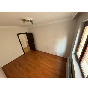 FIRSAT DAİRESİ YAYLA MAH CAD. ÜZERİ ASANSÖRLÜ 3+1+KİLER ARA KAT